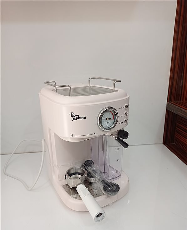 بارنی ۷۰۲۰ سفید